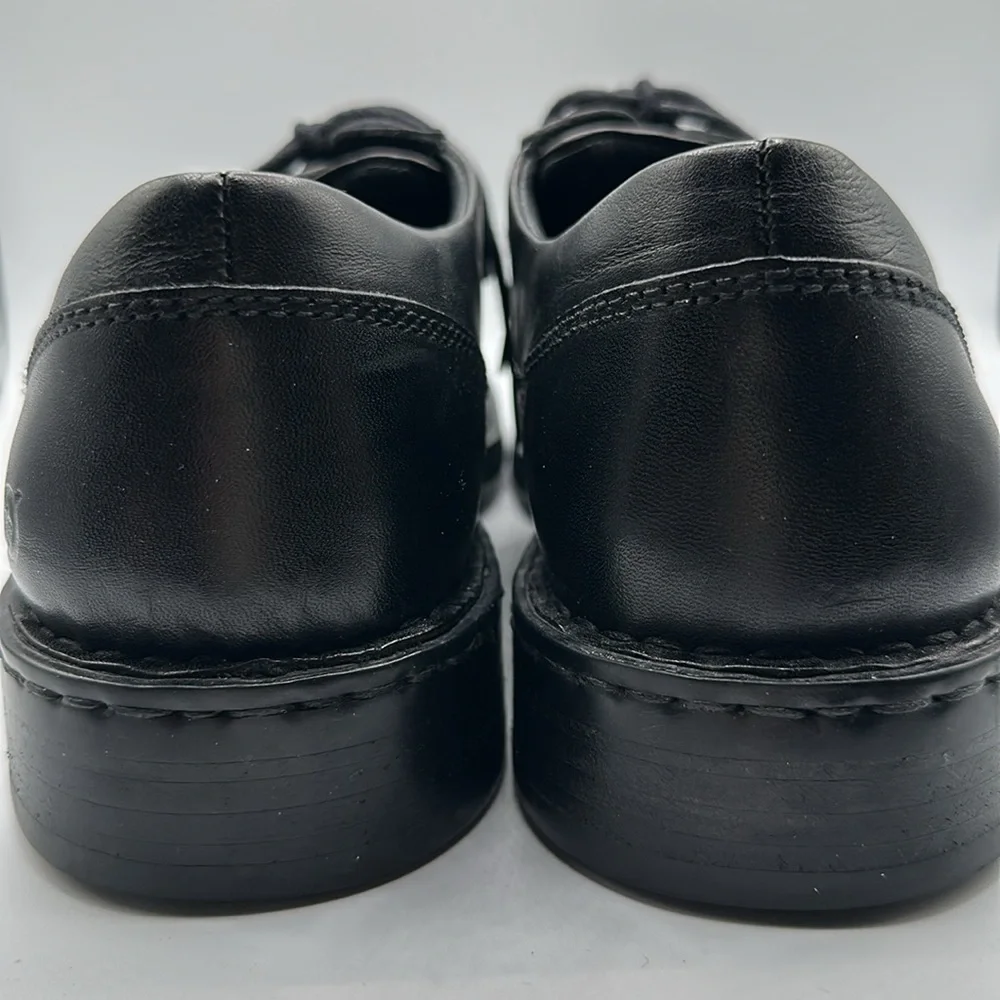 Born men's black dress or casual shoes, size 11